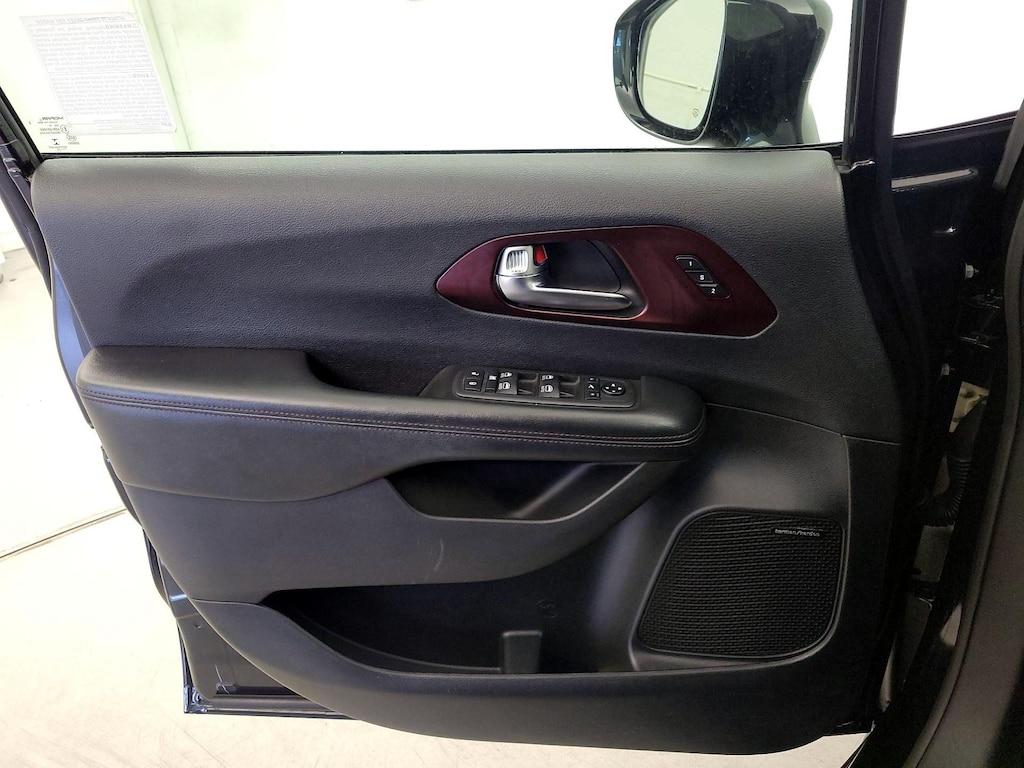 used 2019 Chrysler Pacifica car, priced at $26,998