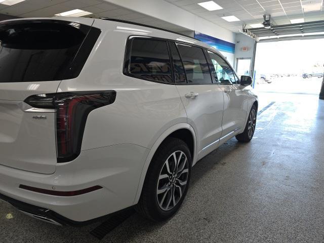 used 2024 Cadillac XT6 car, priced at $51,999