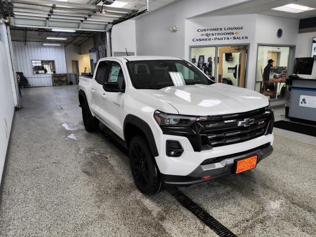 new 2024 Chevrolet Colorado car, priced at $45,490