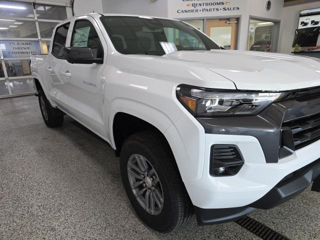 new 2025 Chevrolet Colorado car, priced at $43,715