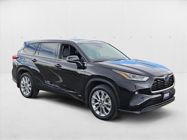 used 2023 Toyota Highlander Hybrid car, priced at $44,987