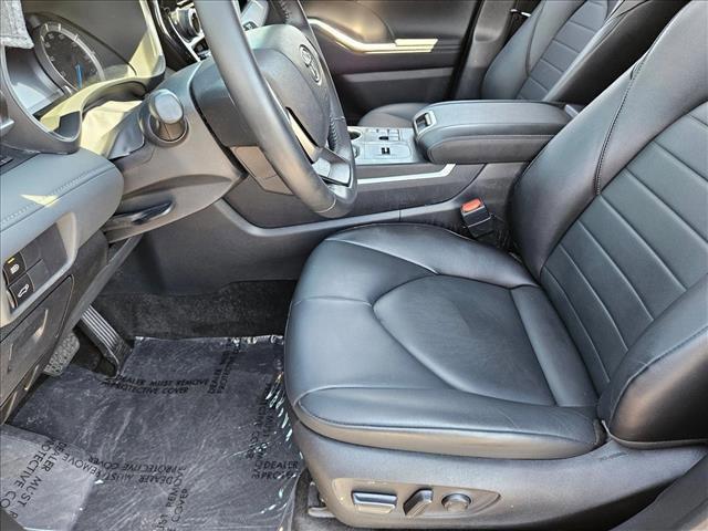 used 2023 Toyota Highlander Hybrid car, priced at $42,437