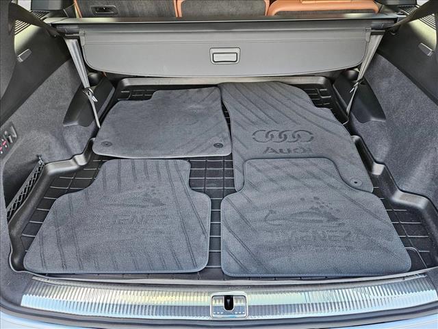 used 2021 Audi Q7 car, priced at $35,100