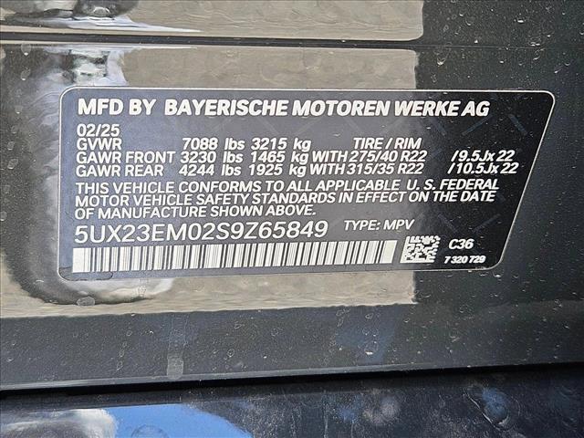 new 2025 BMW X7 car, priced at $92,250