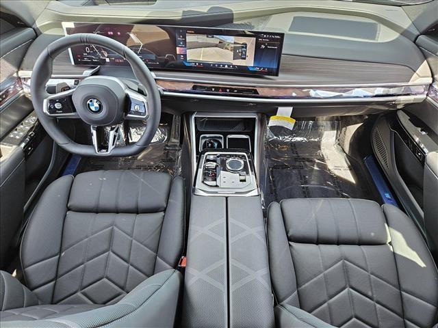 new 2024 BMW 760 car, priced at $128,295
