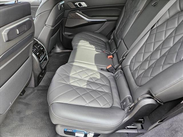 new 2025 BMW X7 car, priced at $91,775