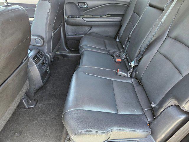 used 2022 Honda Pilot car, priced at $34,987