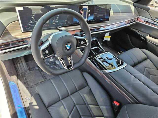 new 2025 BMW 760 car, priced at $134,675