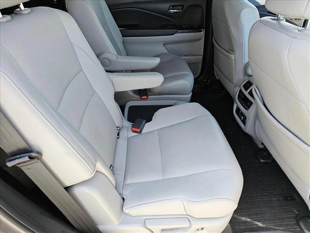 used 2021 Honda Pilot car, priced at $30,937