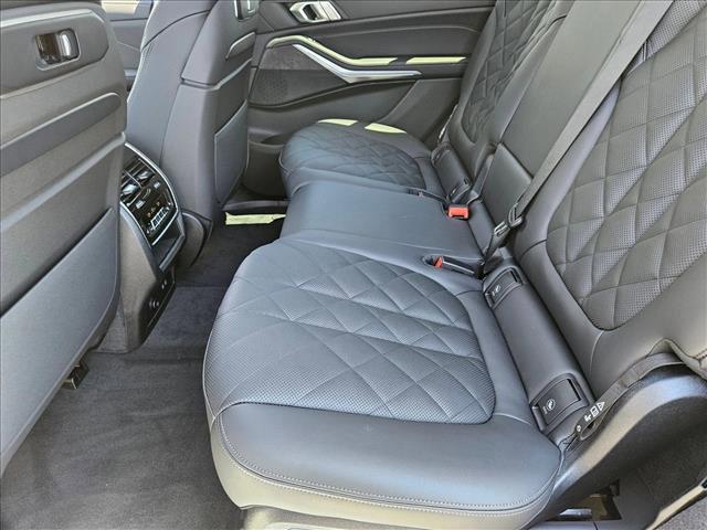 new 2026 BMW X7 car, priced at $93,665
