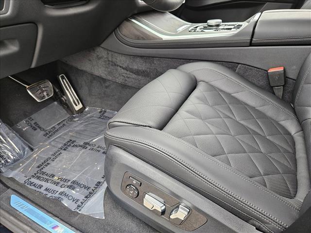new 2026 BMW X7 car, priced at $95,425
