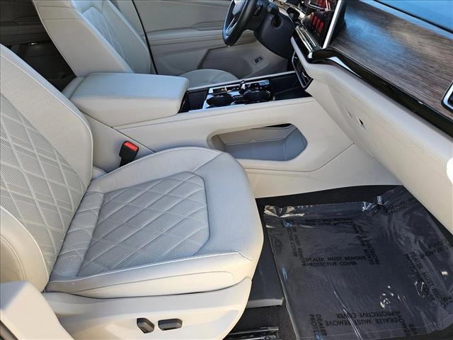 used 2024 Volkswagen Atlas car, priced at $38,451