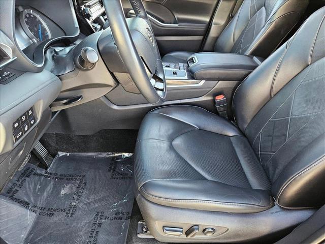 used 2022 Toyota Highlander Hybrid car, priced at $38,875