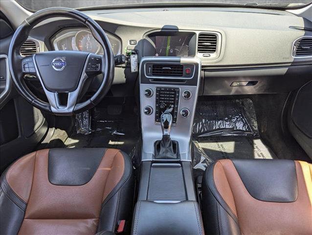 used 2018 Volvo V60 Cross Country car, priced at $23,640