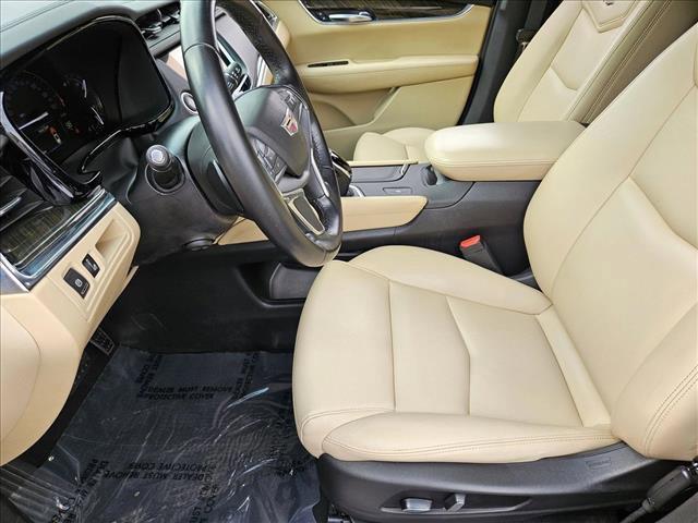 used 2019 Cadillac XT5 car, priced at $21,316