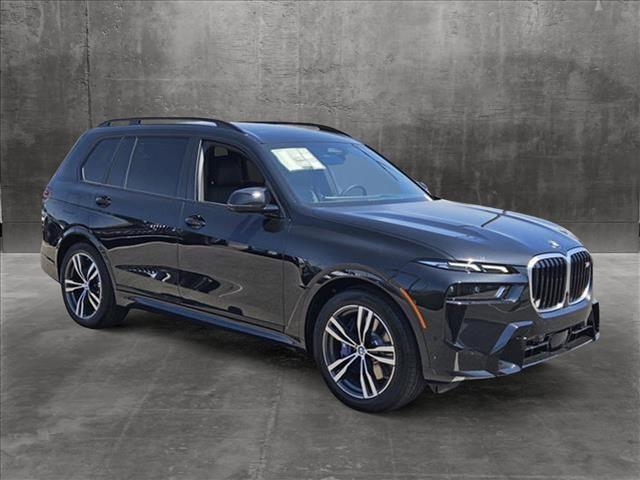 new 2025 BMW X7 car, priced at $118,020