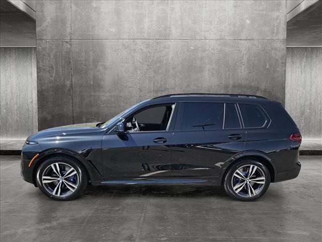 new 2025 BMW X7 car, priced at $118,020