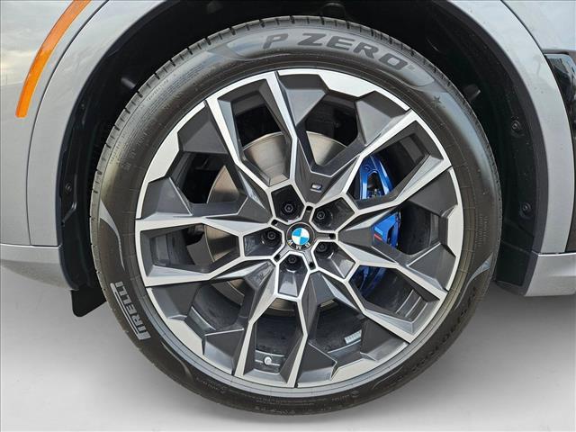 new 2026 BMW X7 car, priced at $127,890