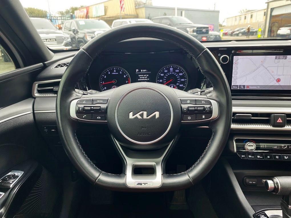 used 2023 Kia K5 car