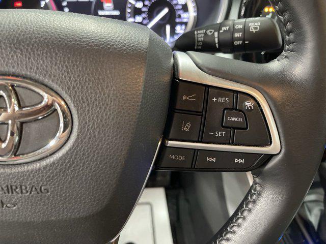 used 2022 Toyota Highlander car, priced at $34,497