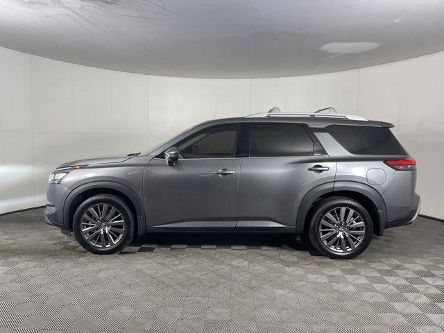 used 2022 Nissan Pathfinder car, priced at $32,497