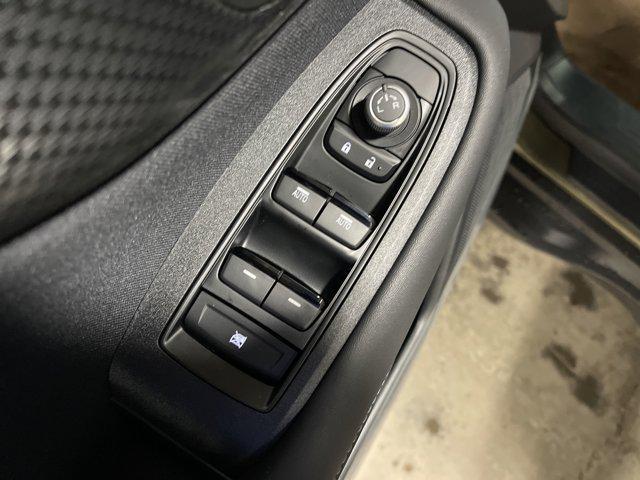 new 2025 Subaru Outback car, priced at $33,197