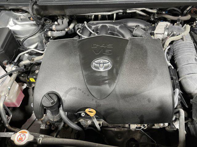 used 2021 Toyota Highlander car, priced at $30,997