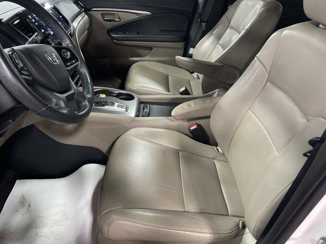 used 2021 Honda Pilot car, priced at $27,997