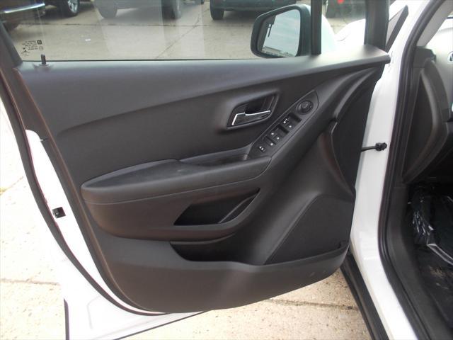 used 2020 Chevrolet Trax car, priced at $10,995