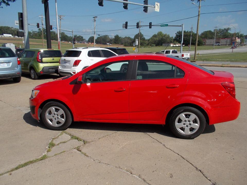 used 2015 Chevrolet Sonic car, priced at $6,500