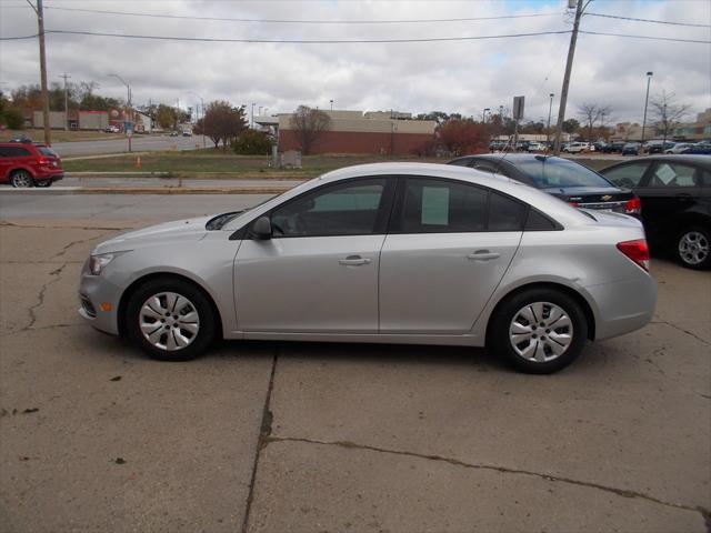 used 2016 Chevrolet Cruze Limited car, priced at $9,995