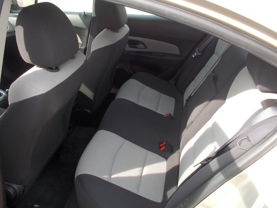 used 2014 Chevrolet Cruze car, priced at $8,995