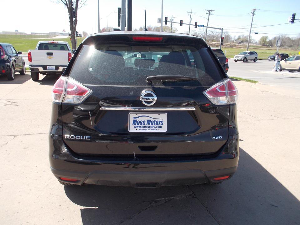 used 2016 Nissan Rogue car, priced at $10,995