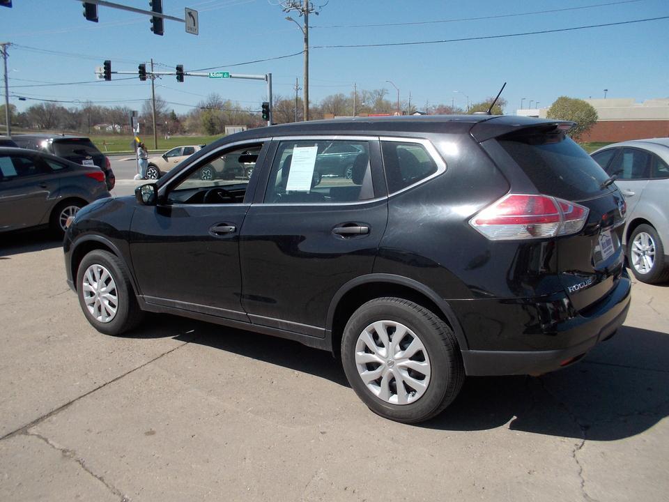 used 2016 Nissan Rogue car, priced at $10,995