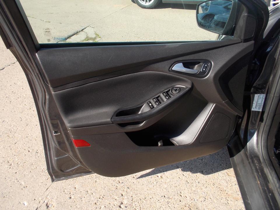 used 2016 Ford Focus car, priced at $6,995