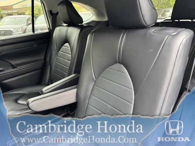 used 2024 Toyota Highlander car, priced at $42,500