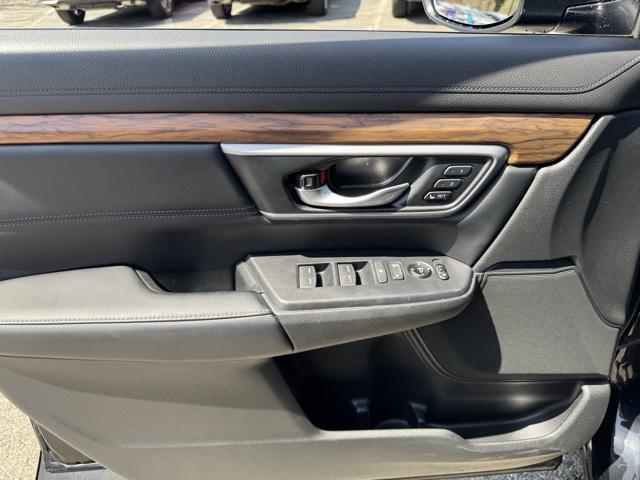 used 2020 Honda CR-V car, priced at $28,000