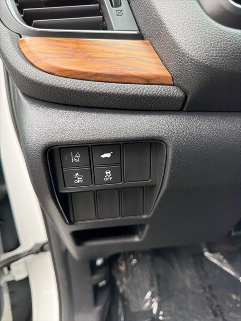 used 2022 Honda CR-V car, priced at $30,000