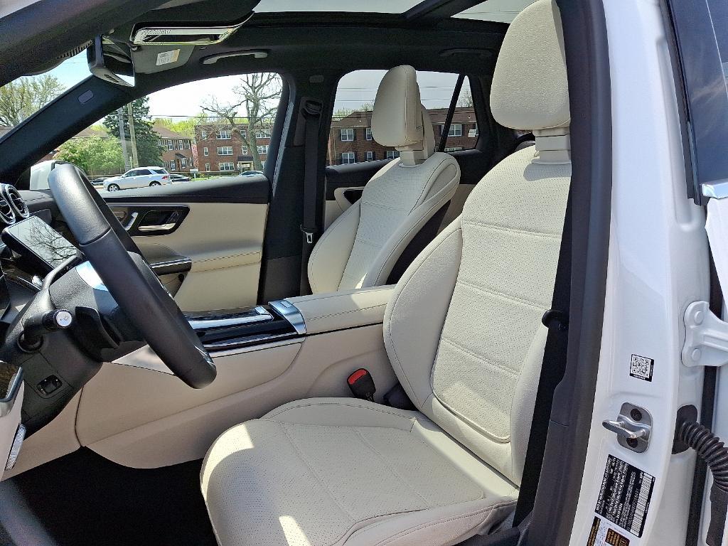 used 2025 Mercedes-Benz GLC 300 car, priced at $54,450