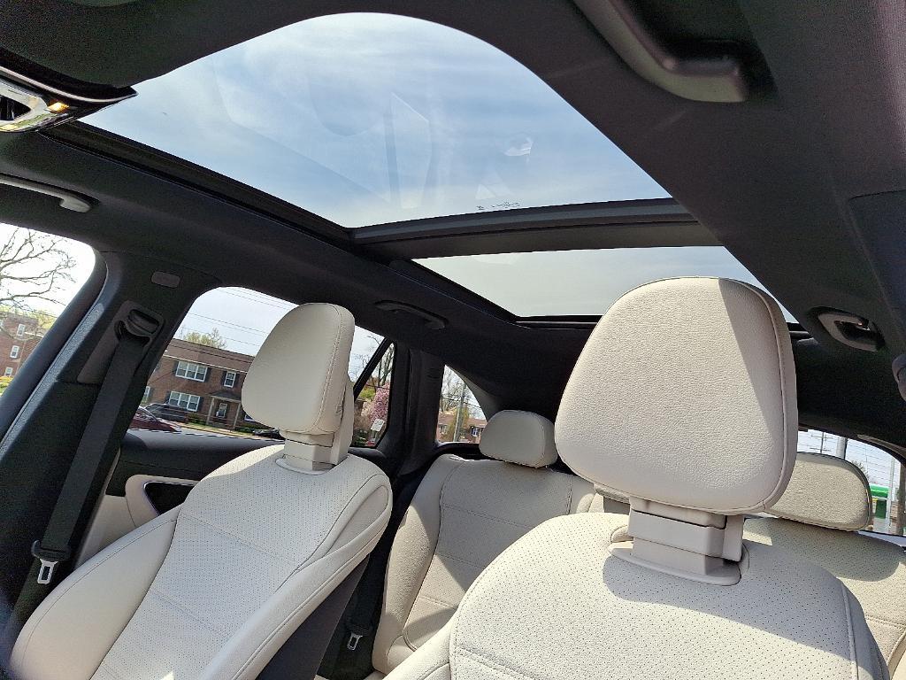 used 2025 Mercedes-Benz GLC 300 car, priced at $54,450