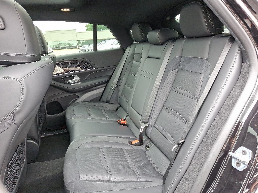 new 2025 Mercedes-Benz AMG GLE 53 car, priced at $102,830