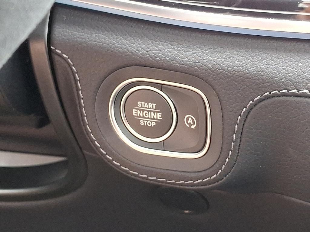 new 2025 Mercedes-Benz AMG GLE 53 car, priced at $102,830