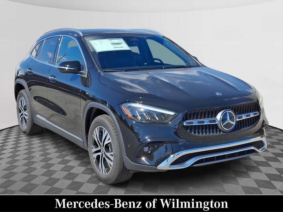 new 2025 Mercedes-Benz GLA 250 car, priced at $47,295