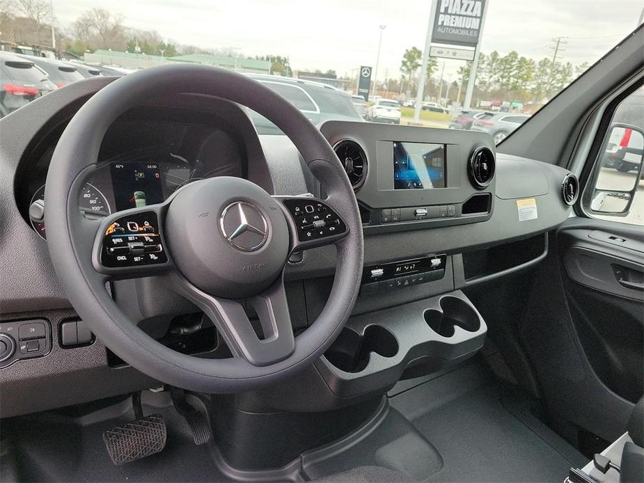 new 2024 Mercedes-Benz Sprinter 2500 car, priced at $66,184