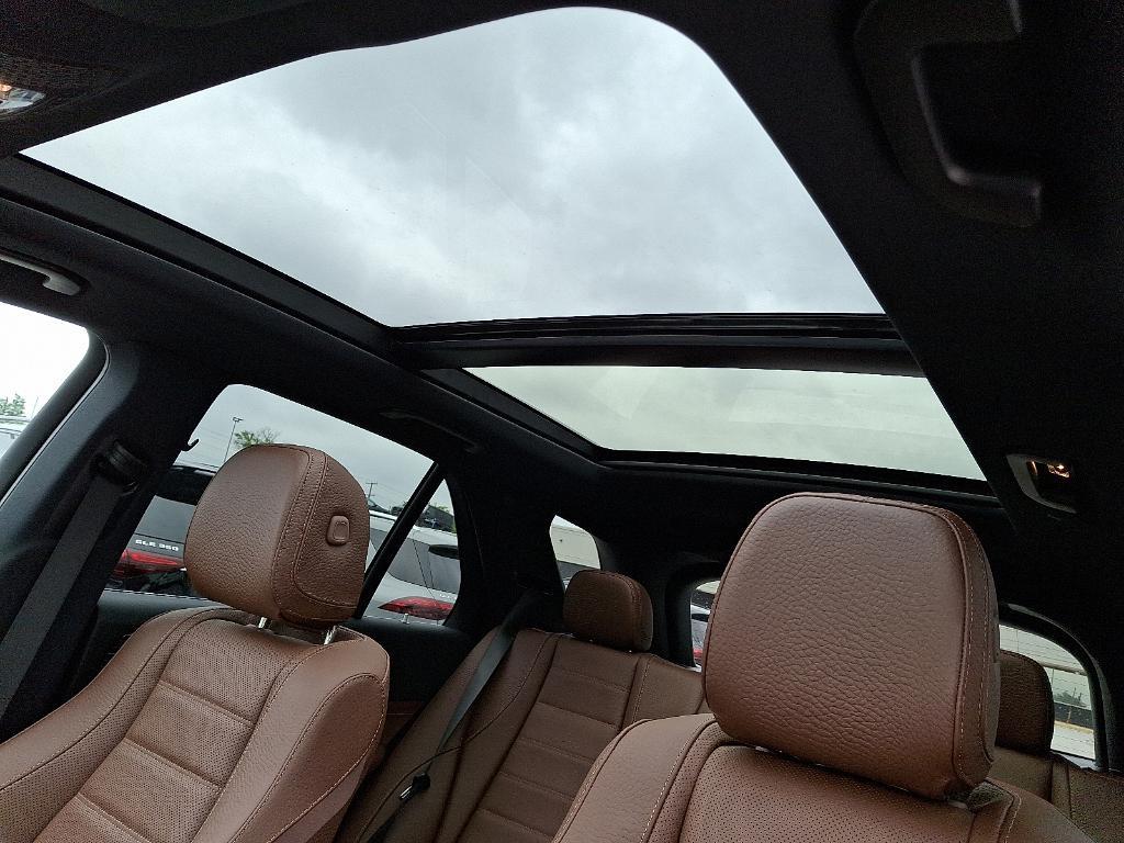 new 2025 Mercedes-Benz GLE 350 car, priced at $77,370