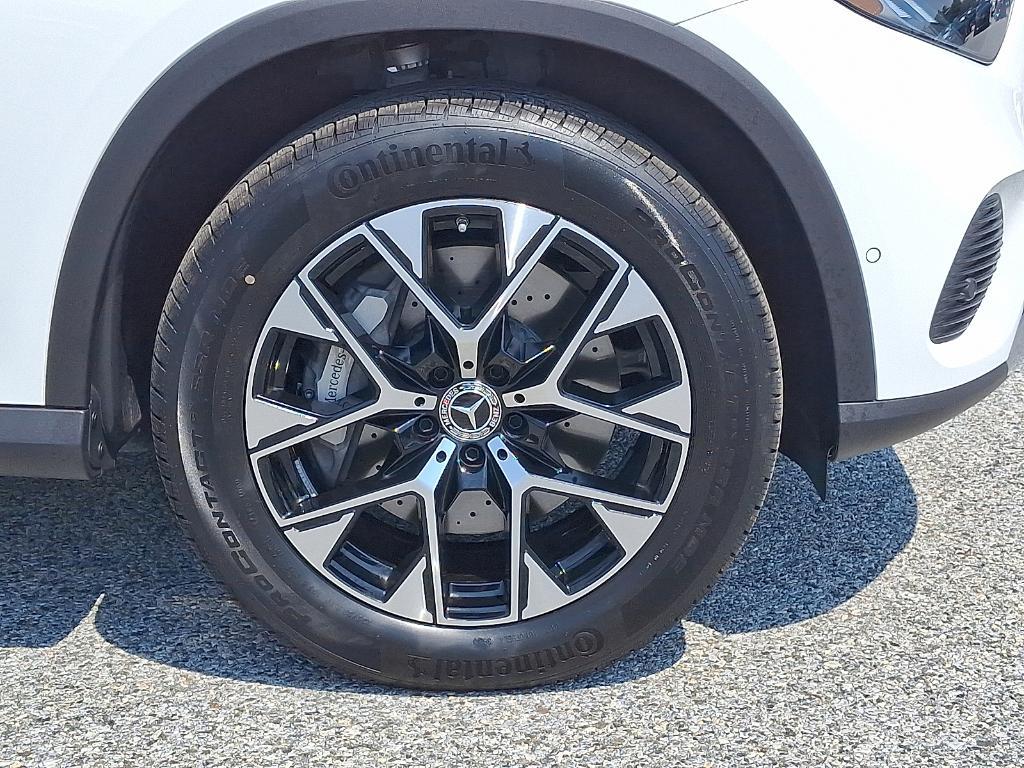 used 2025 Mercedes-Benz GLC 350e car, priced at $62,900