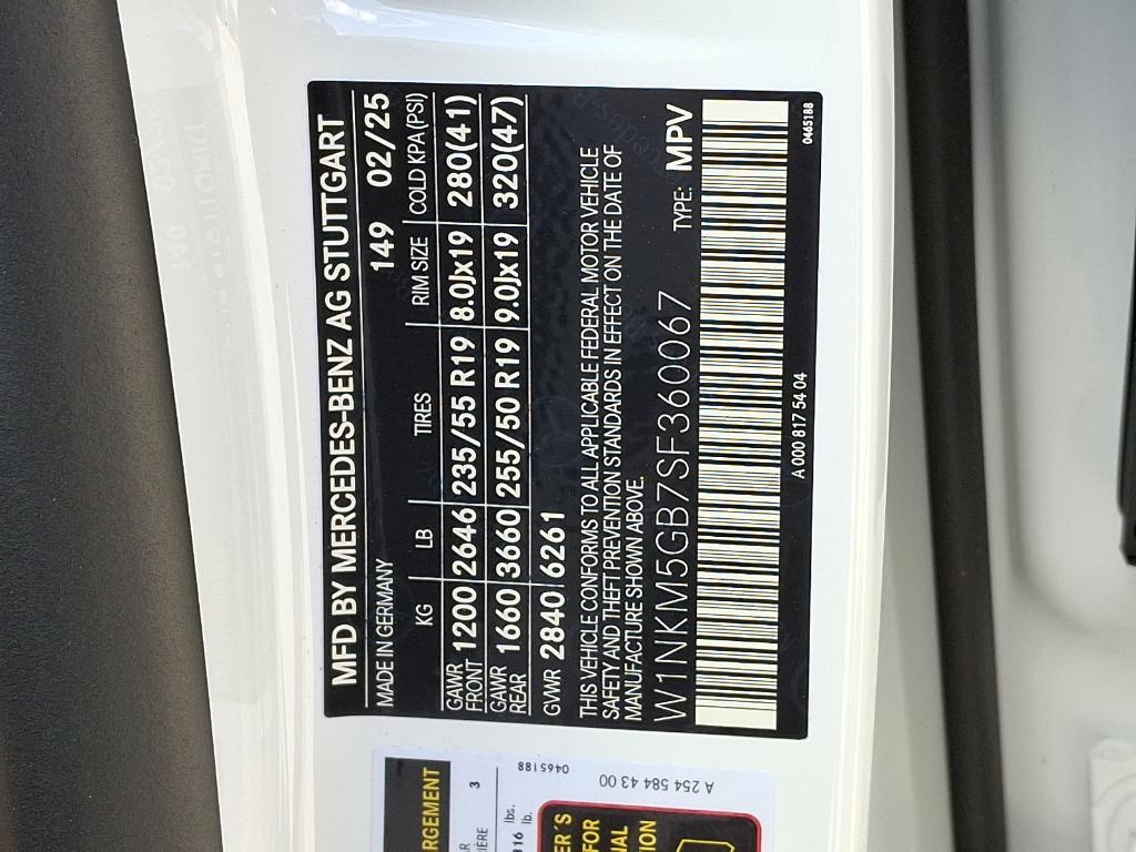 new 2025 Mercedes-Benz GLC 350e car