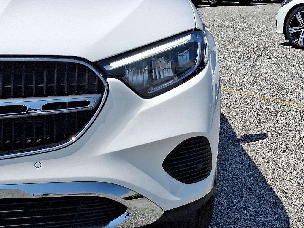 used 2025 Mercedes-Benz GLC 350e car, priced at $62,900