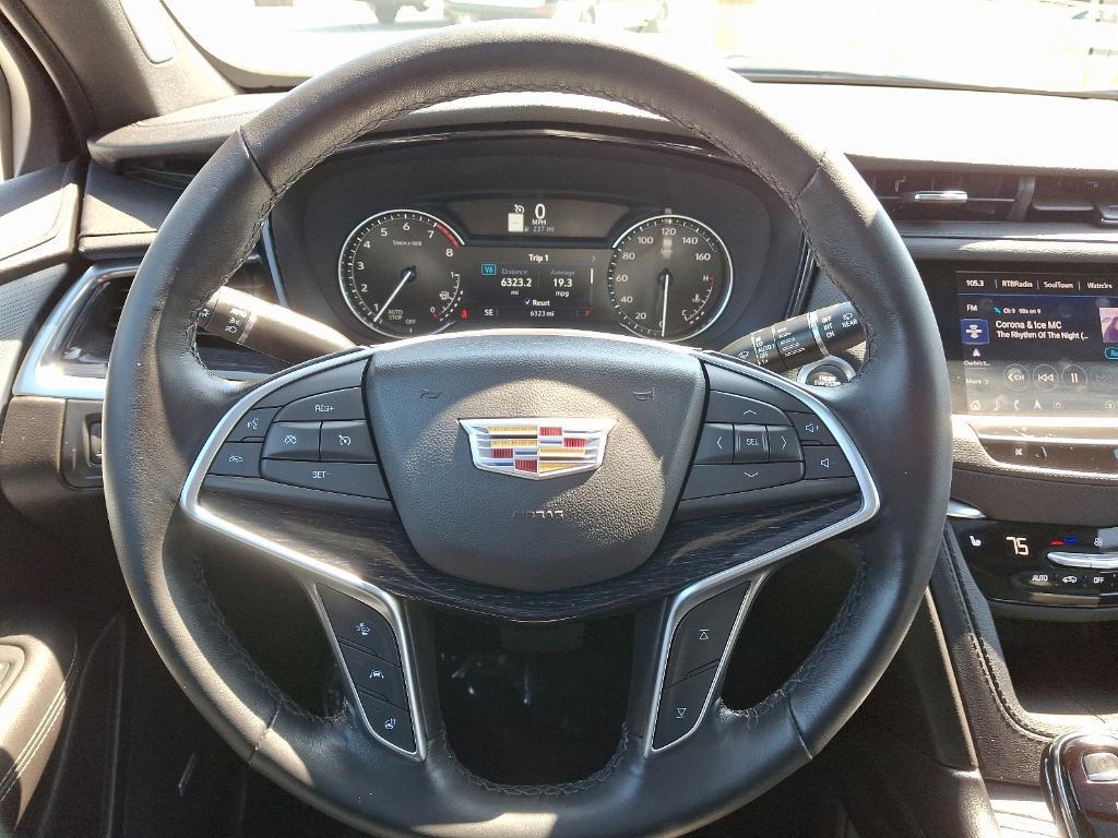 used 2024 Cadillac XT5 car, priced at $42,900