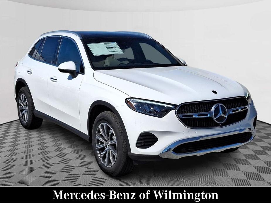 new 2025 Mercedes-Benz GLC 300 car, priced at $56,735